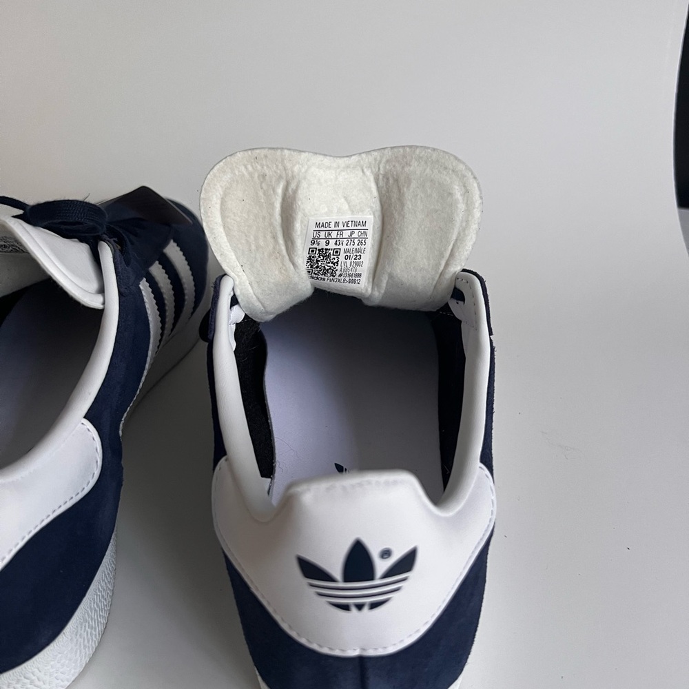 Adidas Women's Dark Blue and White Sneakers - Picture 8 of 8